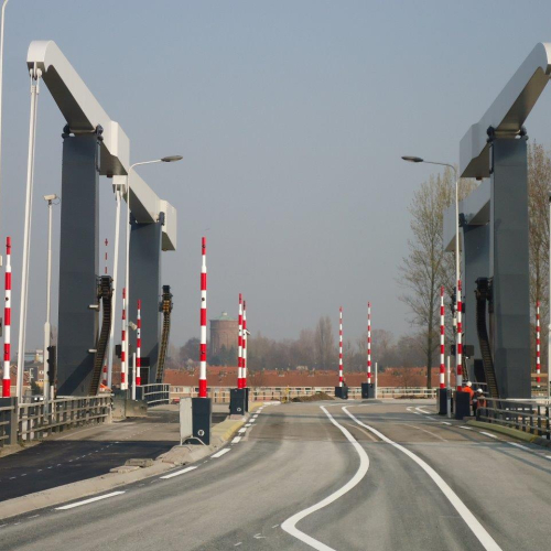 Bruggen en slagbomen.jpg