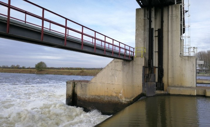 Sluis_Stuw_Lith.jpg