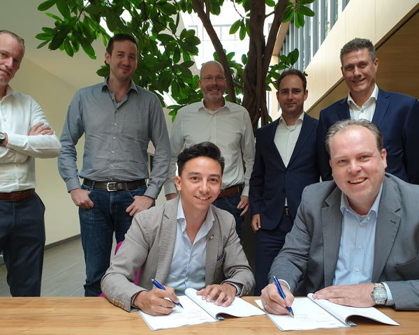 Ondertekening_Recognize-Vialis_2.jpg