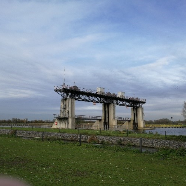 Sluis_Stuw_Lith_2.jpg