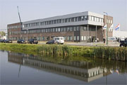 180px_HoutenGebouwVeraf_1.jpg